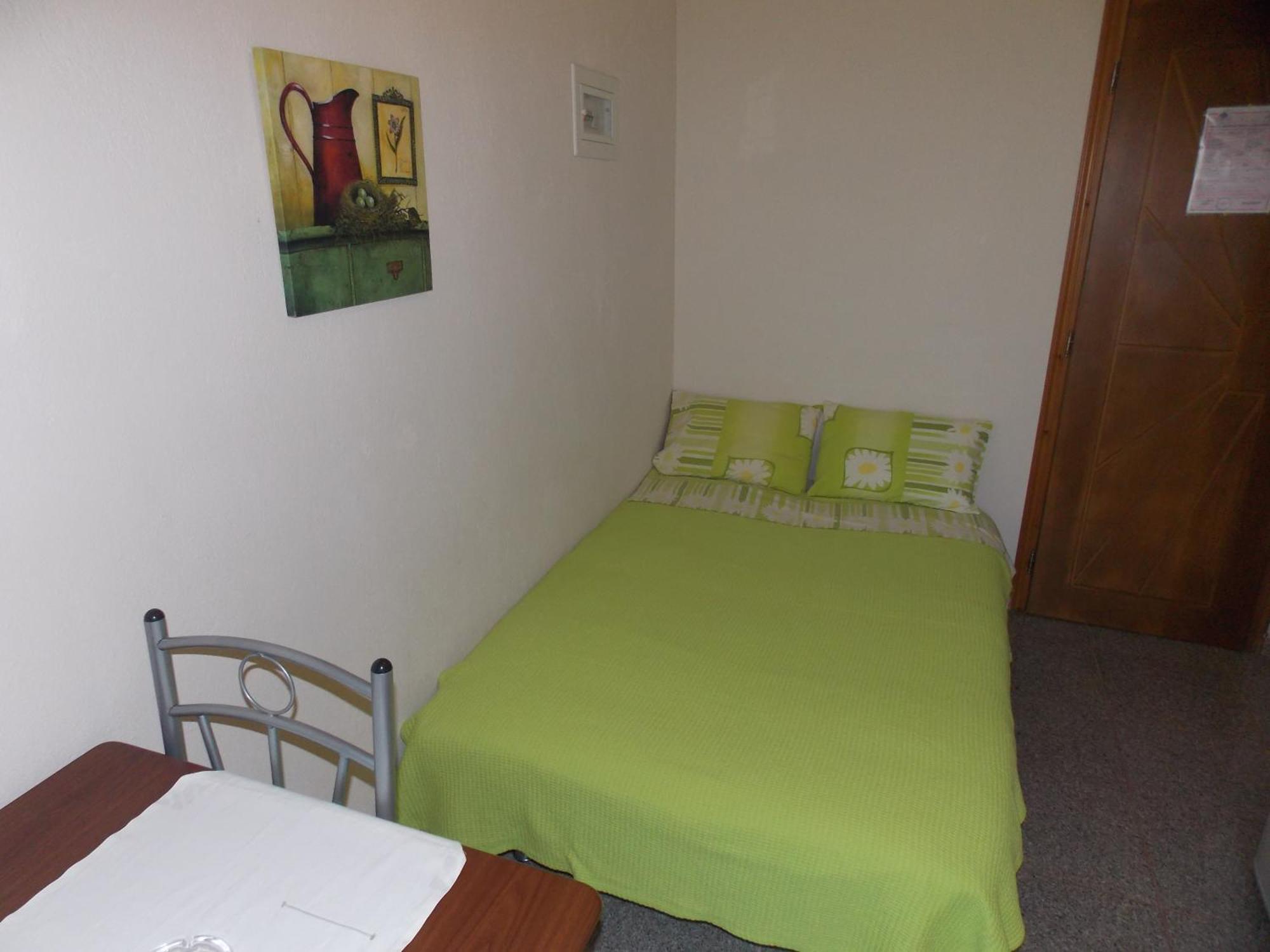 Nikos Apartments Ormos Panagias Bilik gambar