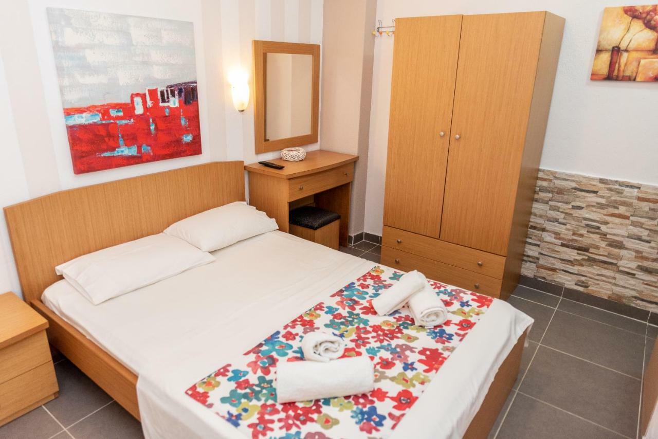 Nikos Apartments Ormos Panagias Luaran gambar